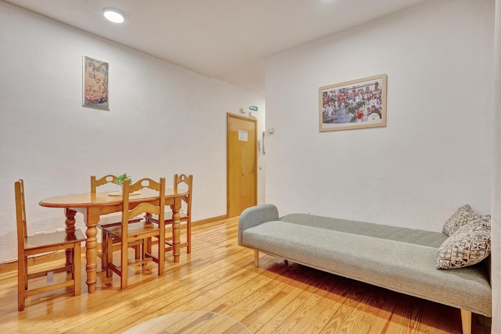 Bajada De Javier Apartman Pamplona Kültér fotó